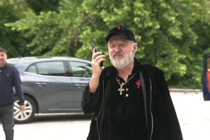 Gigi Becali l-a sunat pe Louis Munteanu și a rămas ”mască”: ”I-am închis telefonul! Asta e obrăznicie”