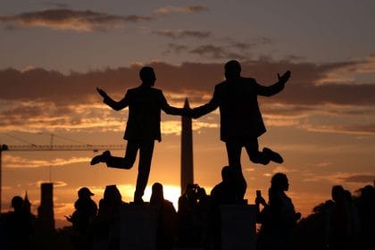 Cum îl apără Casa Albă pe Donald Trump, după ce democrații au publicat e-mailuri ale lui Jeffrey Epstein: „O narațiune falsă”