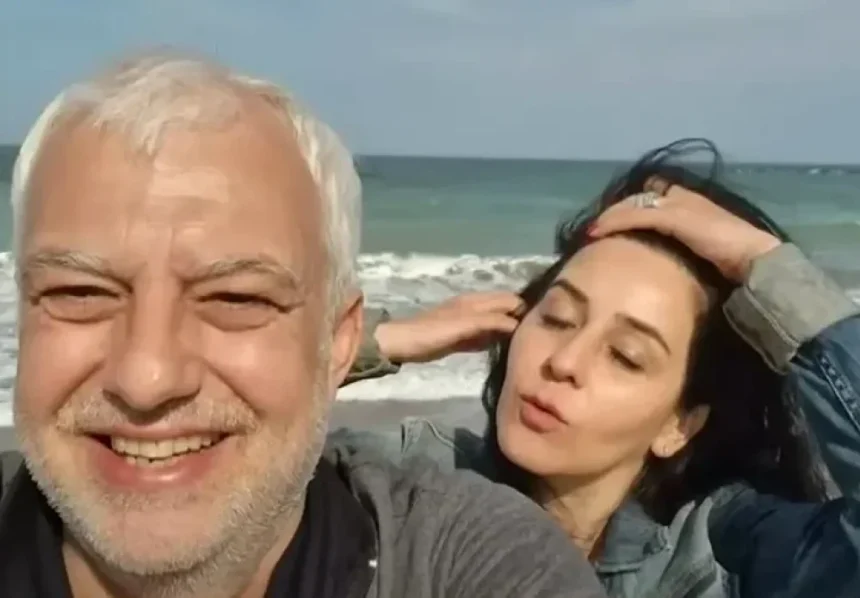 Împăcare surpriză între Cătălin Crișan și Camelia: logodnica spune „E povestea noastră, o păstrăm pentru noi Cătălin Crișan și Camelia s-au împăcat. Ce declarații a făcut logodnica artistului: „Este povestea noastră și o ținem pentru noi”