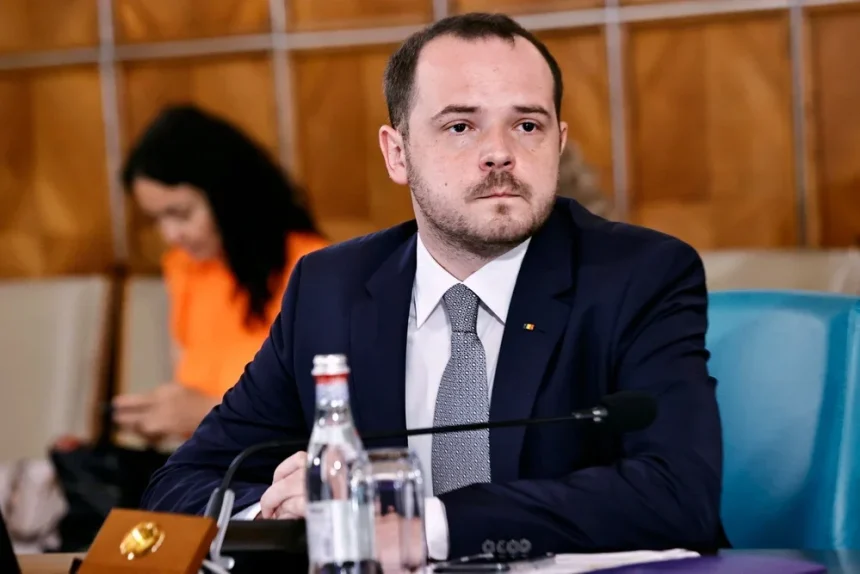 Schimbări majore în ATI: Ministrul Sănătății, Alexandru Rogobete, anunță noi norme pentru personalul secțiilor Ministrul Sănătății, Alexandru Rogobete, anunță modificări la normativul de personal pentru secțiile ATI