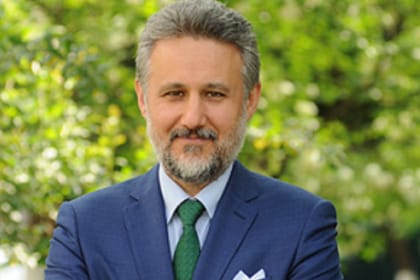 Marius Lazurca, despre Nicușor Dan: „Se pregătește în detaliu pentru interacțiunea cu consilierii. Ne-a fixat standarde foarte înalte”