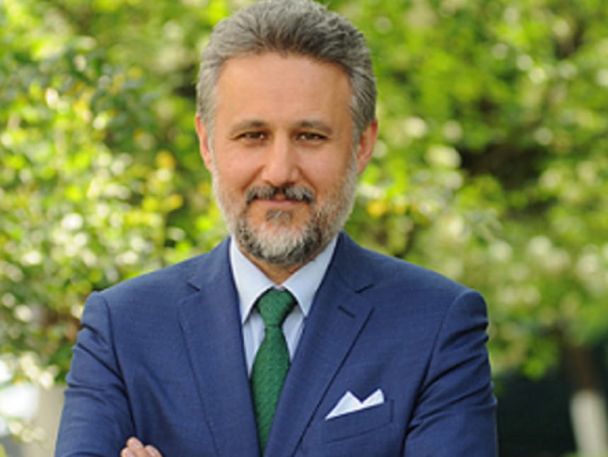 Nicușor Dan setează standarde înalte și își perfecționează abordarea în fața consilierilor, spune Marius Lazurca Marius Lazurca, despre Nicușor Dan: „Se pregătește în detaliu pentru interacțiunea cu consilierii. Ne-a fixat standarde foarte înalte”
