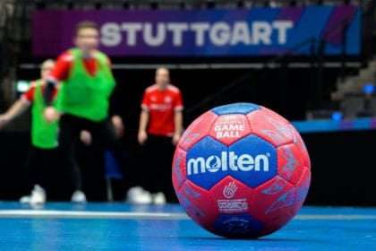 Olanda -25 / Uruguay -38. Victorii pentru naționalele care organizează Mondialul