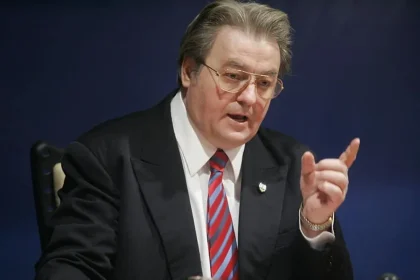 28 noiembrie: Ziua în care s-a născut Corneliu Vadim Tudor