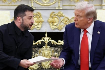 Zelenski cere o discuţie cu Trump pentru a rezolva problema cedărilor teritoriale în negocierile cu Rusia