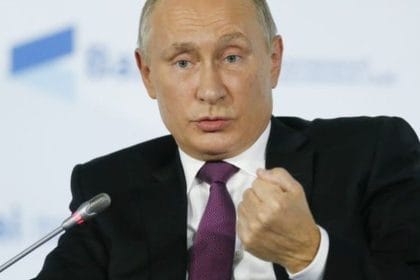 În timp ce Trump promite pacea, Putin pregătește ștergerea Ucrainei. Documentul secret care schimbă totul