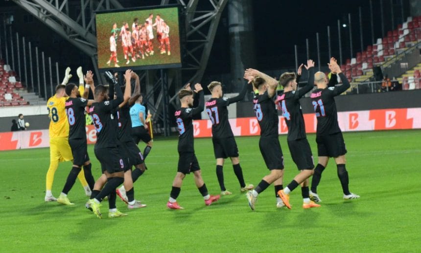 Șoc la FCSB: după 94 de minute cu UTA, Gigi Becali decide definitiv plecarea unui jucător. Săracul A jucat 94 de minute în meciul cu UTA și Gigi Becali nu mai are niciun dubiu: OUT de la FCSB! ”Săracul”