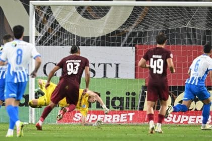 Universitatea Craiova -a jucat cu titlul pe masă!