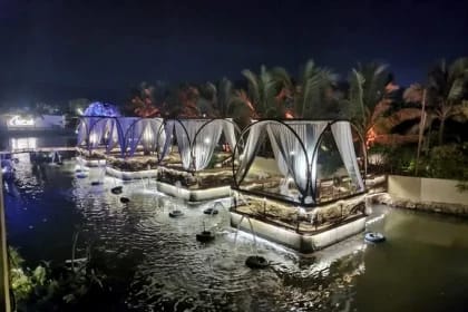 Momentul în care un club de noapte din India a fost cuprins de flăcări. Zeci de morți, inclusiv turiști: VIDEO