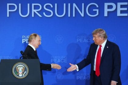 Intervenția lui Trump nu face decât să prelungească războiul din Ucraina — The Guardian