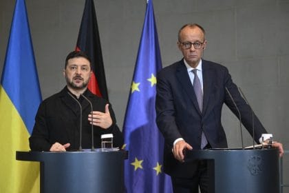 Zelenski anunță că SUA oferă Ucrainei garanții de securitate corespunzătoare articolului 5 din Tratatul NATO. Trump este optimist