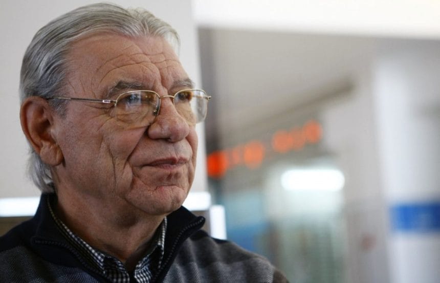 Furie necontrolată: fotbalistul a folosit limbaj murdar la adresa blajinului Emeric Ienei, pierzându-și locul în națională Fotbalist scos din minți de blajinul Emeric Ienei. A folosit un vocabular murdar și a pierdut naționala