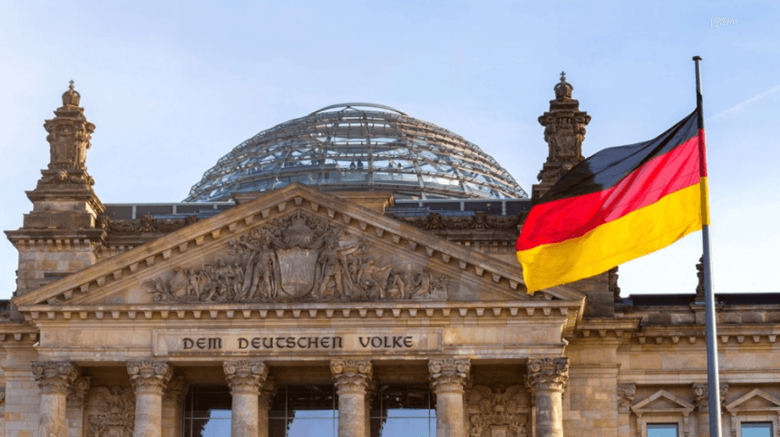 Scandal în armata germană: anchetă după ce la petrecerea de Crăciun au fost cântate versuri ale imnului asociat naziștilor Investigaţie în armata germană după ce la o petrecere de Crăciun au fost cântate versurile imnului Germaniei folosite de nazişti