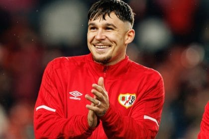 Antrenorul lui Rayo îi schimbă postul lui Andrei Rațiu