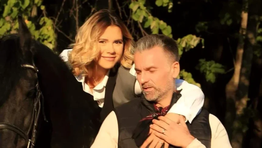 Oksana Ionașcu devine mamă pentru a șaptea oară - sosirea unui băiețel o lasă fără cuvinte Oksana Ionașcu a devenit mamă pentru a 7-a oară. A adus pe lume un băiețel: „Îmi caut cuvintele să exprim ceva ce poate altă dată ar fi fost simplu”