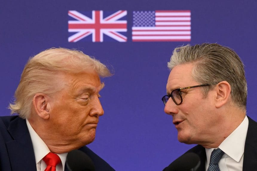 Keir Starmer a vorbit cu Donald Trump despre eforturile pentru „o pace justă şi de durată” în Ucraina