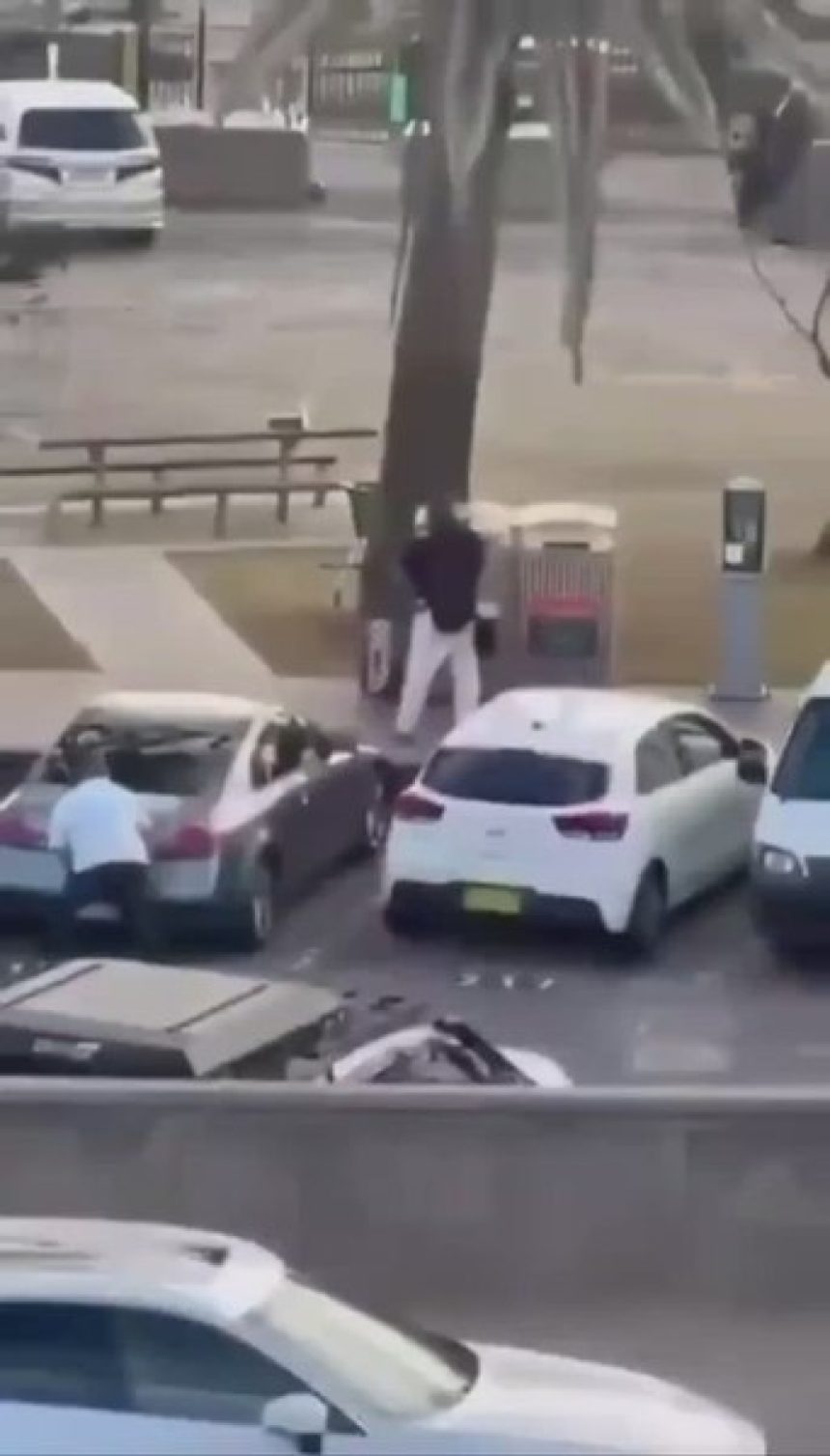 Revelație șocantă: atacatorii care au ucis 15 persoane pe plaja Bondi din Sydney s-au antrenat în Australia - ce au făcut înainte de atac Atacatorii care au ucis 15 persoane pe plaja Bondi din Sydney s-au antrenat în Australia. Ce au făcut înainte de a deschide focul