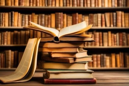 Ministerul Educaţiei a publicat variantele revizuite de programe pentru Limba şi literatura română, clasa a IX-a