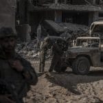 Trupele israeliene nu se vor retrage complet din Gaza, a anunțat ministrul israelian al Apărării: „Va exista o zonă de securitate”