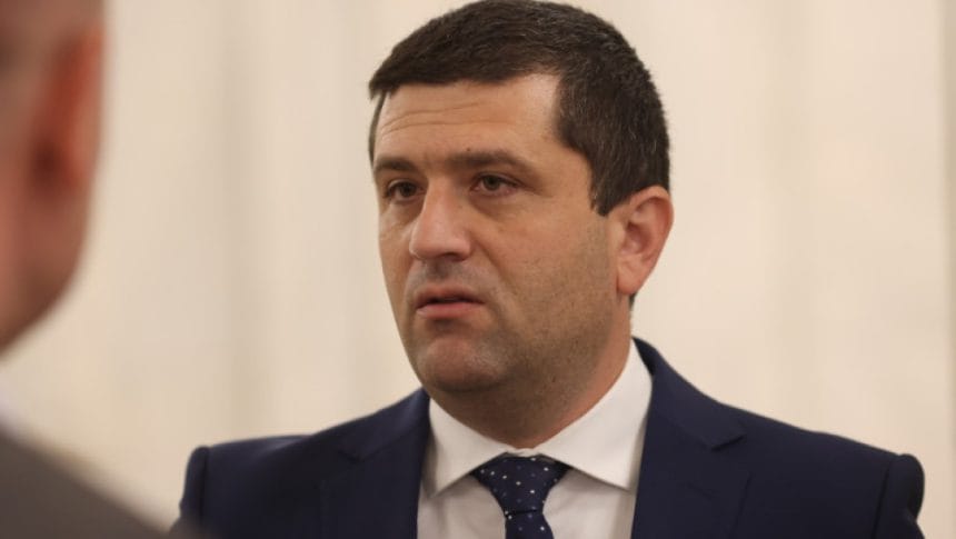 Planul-surpriză al României în cazul unui acord de pace în Ucraina, dezvăluit de noul ministru al Apărării Ce ar face România în situația în care se ajunge la un acord de pace în Ucraina. Răspunsul noului ministru al Apărării