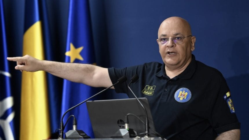 Raed Arafat trage un semnal de alarmă după incendiul din Crans-Montana: folosirea artificiilor în interior e periculoasă și trebuie oprită Raed Arafat, după incendiul din Crans-Montana: Lumea trebuie să înveţe că folosirea artificiilor în interior nu e un lucru corect