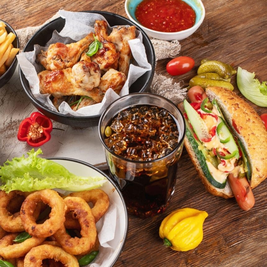 Revoluție în recomandările nutriționale din SUA: mănâncă mai multe proteine, evită alimentele procesate — experții explică Noile recomandări nutriționale din SUA: un consum mai mare de proteine și mai puține alimente procesate. Ce spun experții