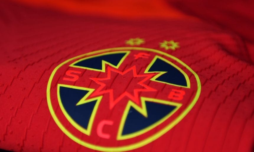 FCSB, gata să dea lovitura: un fotbalist român din străinătate!