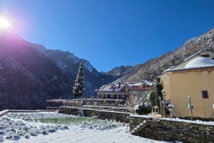 Românii, pe primul loc în topul pelerinilor la Muntele Athos. „A fi cu Dumnezeu nu înseamnă să faci de nota 5 sau 7”