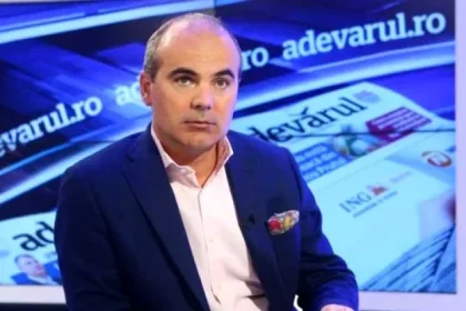 Rareș Bogdan atac violent la Bolojan, în ziua în care secretarul general al PSD, l-a făcut „lăutar” pe președintele PNL