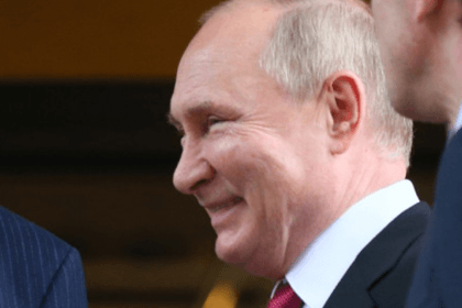 Putin râde de Trump și de occidentali: Suntem lideri în Arctica, avem 34 de spărgătoare de gheață, 8 nucleare