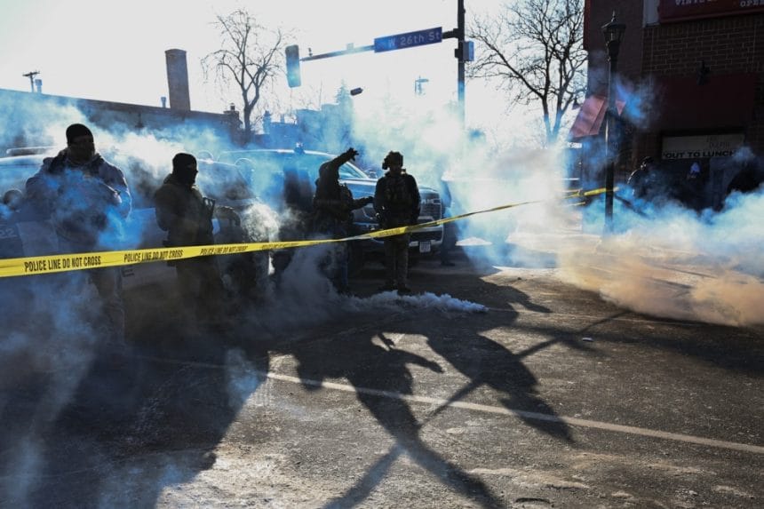 Minneapolis în stare de revoltă: uciderea unui american de către agenți ICE stârnește proteste furioase Val de furie și proteste în SUA: un cetățean american ucis de agenți ICE în Minneapolis