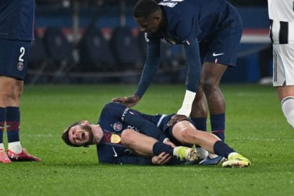 Cât va lipsi Kvaratskhelia de la PSG, după accidentarea ”horror” din Liga Campionilor