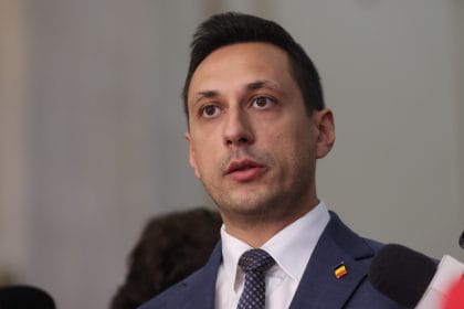 Vlad Gheorghe, liderul partidului DREPT, a fost numit consilier onorific al premierului Bolojan