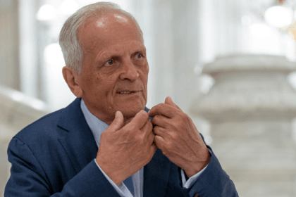 Stolojan: Am o treime din pensia unui judecător. Fiecare avem o nemulţumire, dar ce face guvernul e ceea ce România are nevoie