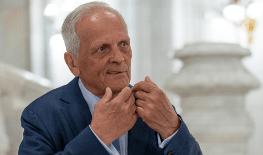 Stolojan: Am o treime din pensia unui judecător. Fiecare avem o nemulţumire, dar ce face guvernul e ceea ce România are nevoie