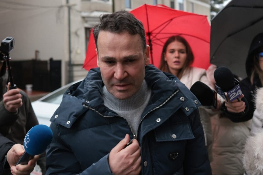 Robert Negoiță a mers din nou la poliție pentru a semna controlul judiciar. Primarul suspendat al Sectorului 3: „Sunt nevinovat”