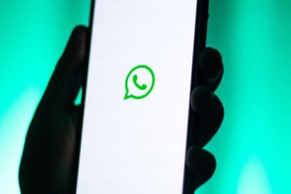 Război total între Rusia și WhatsApp. Kremlinul a blocat accesul, aplicația anunță că va permite rușilor să comunice în continuare
