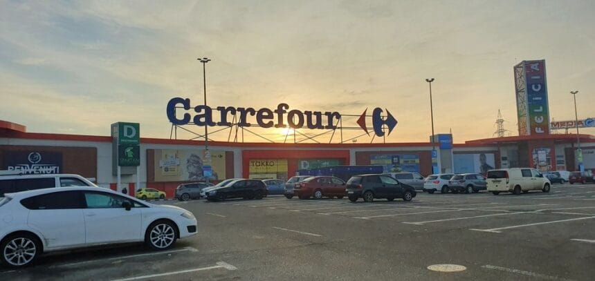 Carrefour în pericol: cunoscut economist avertizează asupra unui scenariu sumbru după vânzarea lanțului francez Carrefour sau „CarFur”? Scenariul sumbru al unui cunoscut economist după vânzarea lanțului francez de magazine
