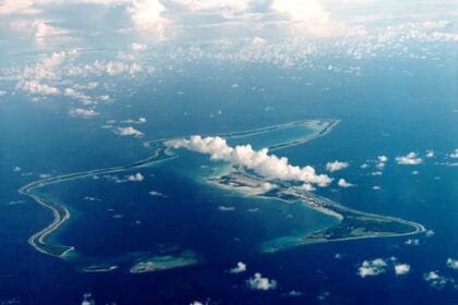 Trump critică decizia Londrei de a ceda Insulele Chagos către Mauritius: importanța bazei Diego Garcia, folosită și de SUA