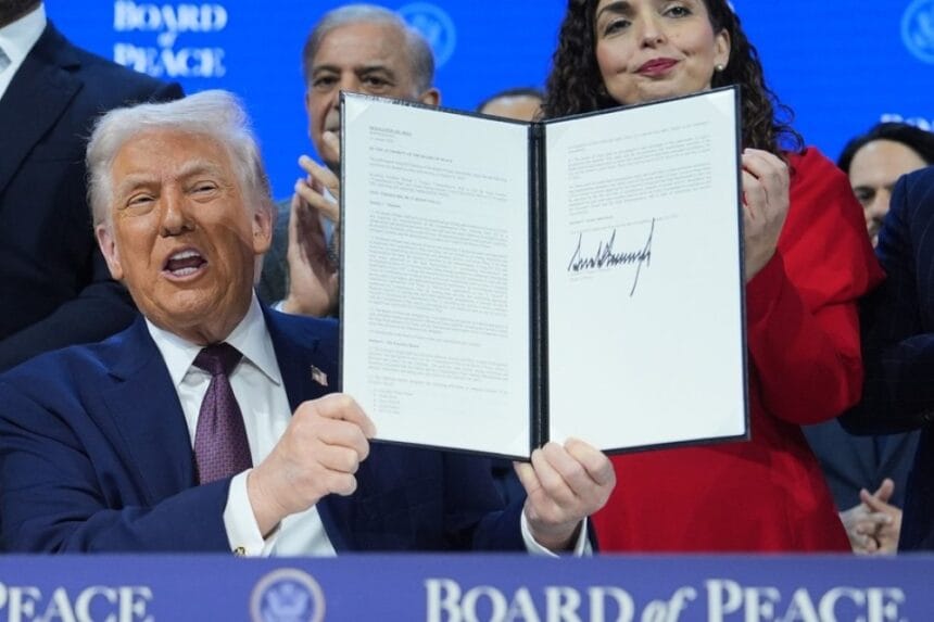 Start istoric la Washington: prima reuniune a Consiliului pentru Pace reunește peste 20 de țări, Nicușor Dan prezent ca observator Începe prima reuniune a Consiliului pentru Pace, la Washington. Participă peste 20 de țări. Nicușor Dan, prezent ca observator