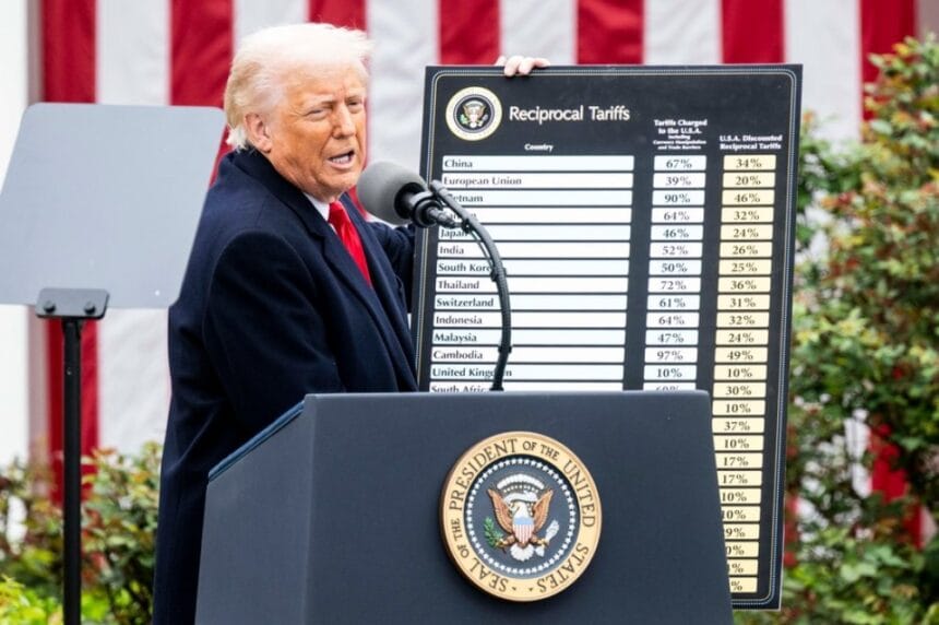 Lovitură pentru Donald Trump. Curtea Supremă a SUA i-a anulat toate tarifele globale impuse în aprilie 2025