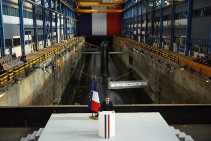 România a fost invitată de Franța să discute despre „umbrela nucleară”. Oana Țoiu: „Fiecare acţionează ca un factor de descurajare”