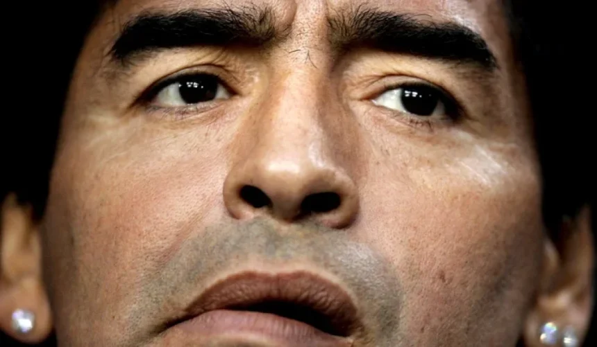 Moartea lui Diego Maradona rămâne o enigmă. Ce se întâmplă cu procesul