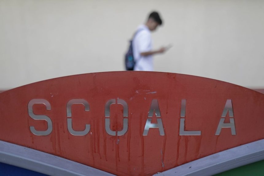 Schimbare istorică în învățământ: Ministerul Educației propune un profil nou pentru directorii de școli care transformă managementul școlar într-o profesie distinctă Ministerul Educației propune un nou profil pentru directorii de școli. Specialist: „Consacră managementul școlar ca profesie distinctă”