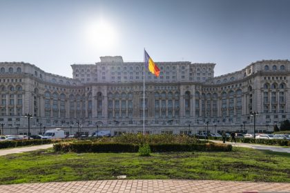 Bugetul de stat pe anul 2026, în dezbaterea comisiilor de buget-finanţe din Parlament