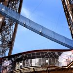 Turnul Eiffel deschide o nouă atracţie pentru vizitatori: un pod suspendat la 60 de metri