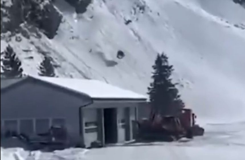 Incident tragic într-o stațiune elvețiană: o telecabină s-a prăbușit, iar pasagerul a murit