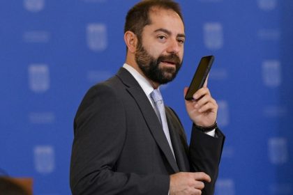 Avertisment de la Cotroceni. De ce este Burnete împotriva plafonării prețului la carburanți: „Putem ajunge la penurie”