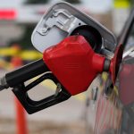 Preț record la carburanți în România, după scumpiri repetate. Sorin Grindeanu: „Guvernul să se ocupe de acest lucru”