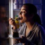 Gustările aparent inofensive ce nu trebuie consumate niciodată seara. Afectează somnul și starea de sănătate